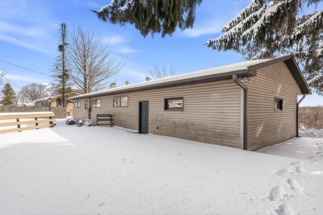 W4948 Mark PLACE, La Crosse, WI 54601