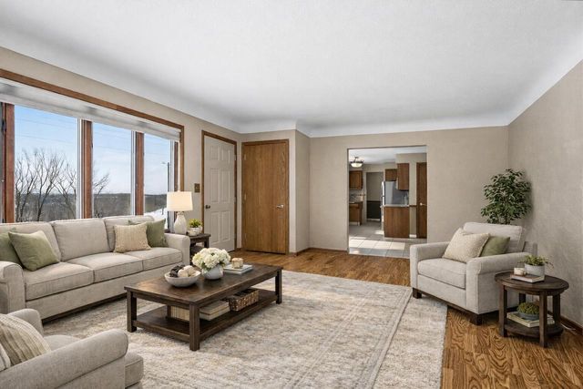 W4948 Mark PLACE, La Crosse, WI 54601