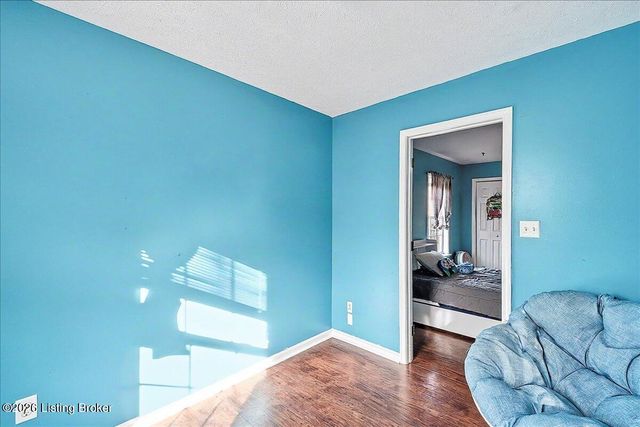 11528 Reality Trail, Louisville, KY 40229