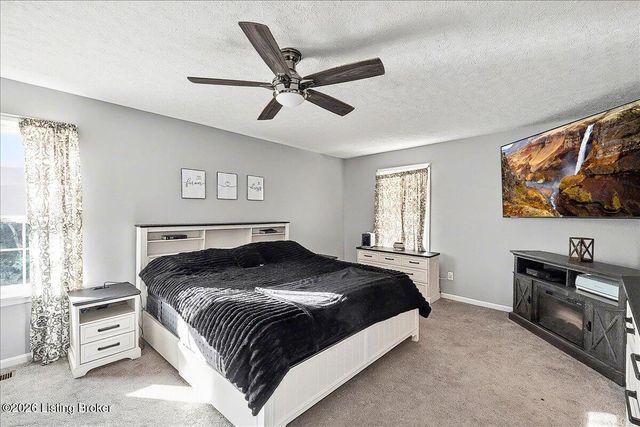 11528 Reality Trail, Louisville, KY 40229