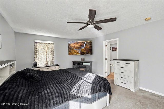 11528 Reality Trail, Louisville, KY 40229