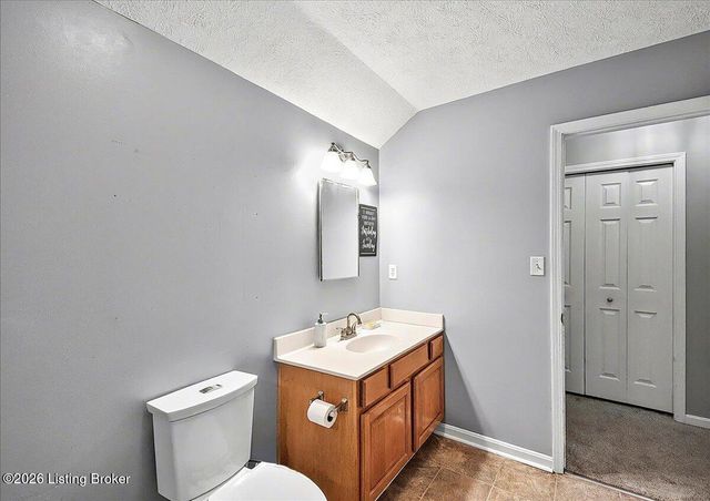 11528 Reality Trail, Louisville, KY 40229