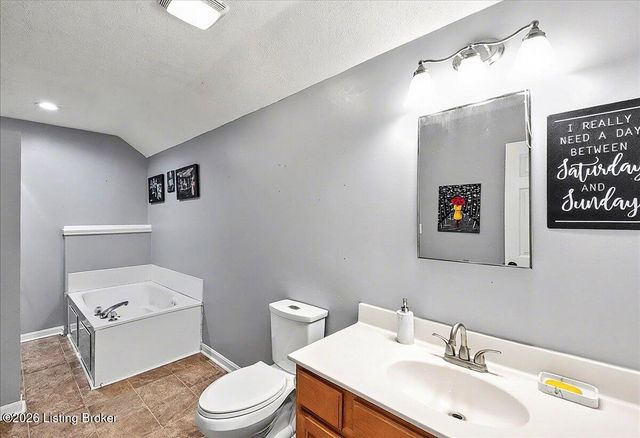 11528 Reality Trail, Louisville, KY 40229