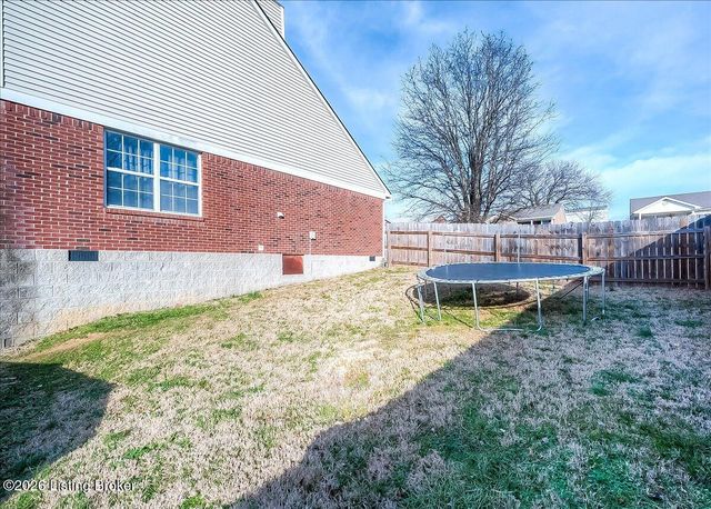 11528 Reality Trail, Louisville, KY 40229