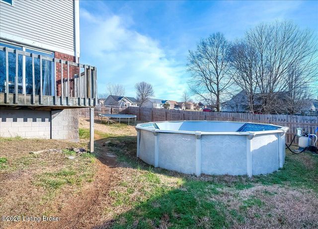 11528 Reality Trail, Louisville, KY 40229