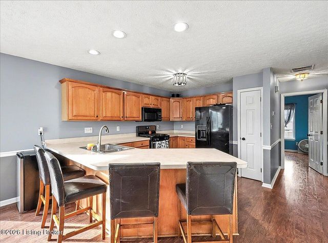 11528 Reality Trail, Louisville, KY 40229