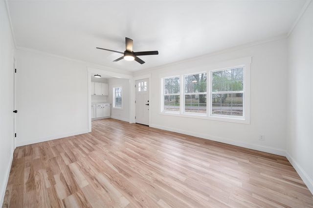 231 ADAMS ST, Selmer, TN 38375