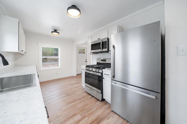 231 ADAMS ST, Selmer, TN 38375