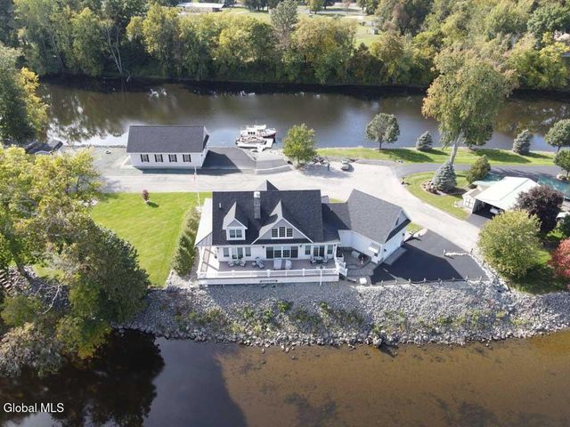 17 Schuyler Island Drive, Schuylerville, NY 12871