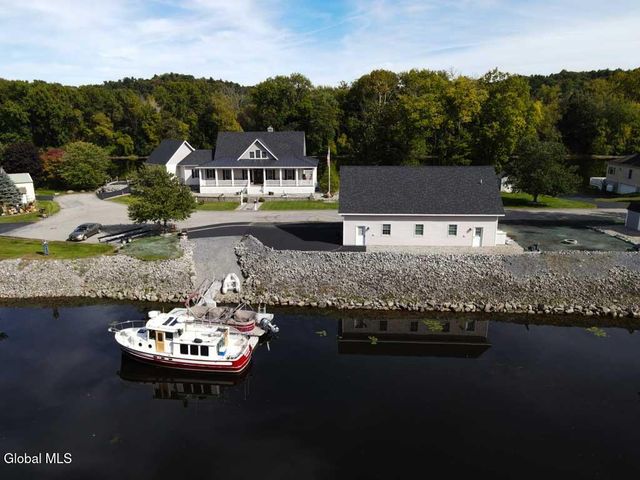 17 Schuyler Island Drive, Schuylerville, NY 12871
