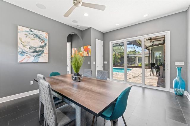 10007 HAZELNUT COURT, Tampa, FL 33647