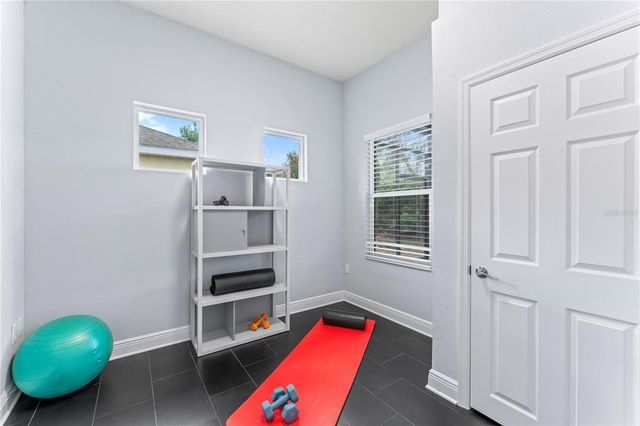 10007 HAZELNUT COURT, Tampa, FL 33647