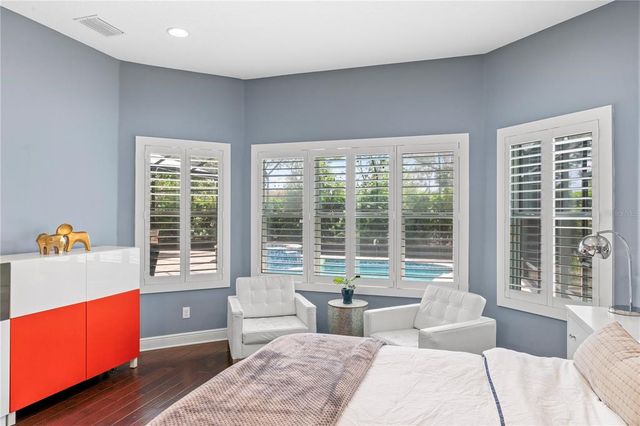 10007 HAZELNUT COURT, Tampa, FL 33647