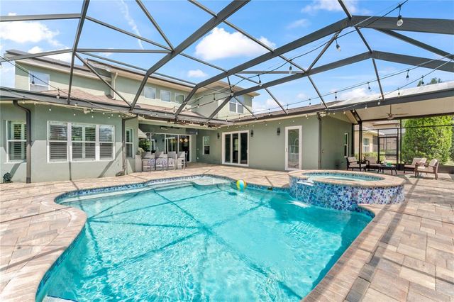 10007 HAZELNUT COURT, Tampa, FL 33647