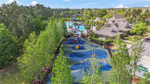 10007 HAZELNUT COURT, Tampa, FL 33647
