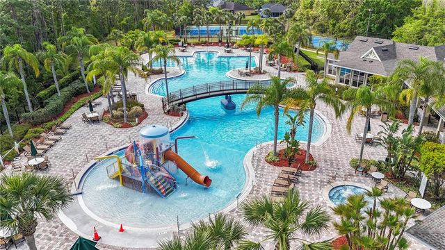 10007 HAZELNUT COURT, Tampa, FL 33647