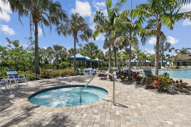 265 POTENZA LOOP, Nokomis, FL 34275
