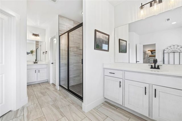 142 N Sheep Dog Avenue, Farmington, AR 72730