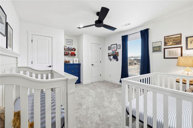 142 N Sheep Dog Avenue, Farmington, AR 72730