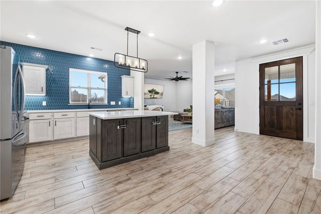 142 N Sheep Dog Avenue, Farmington, AR 72730