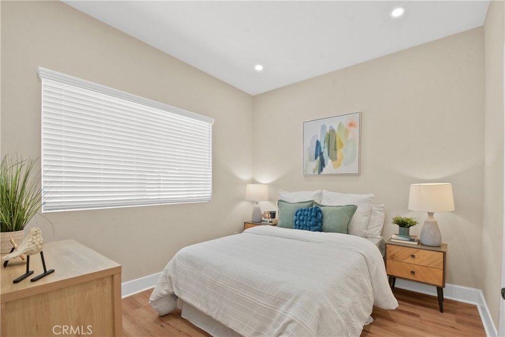Image 2 of property listing at 18090 Prairie Avenue 101, Torrance, CA 90504