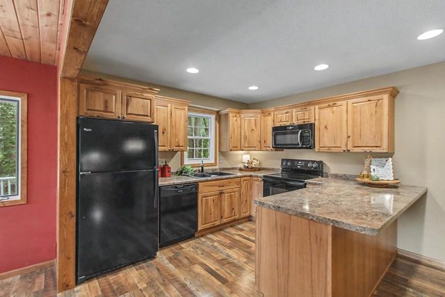 818 Saddle Ridge, Portage, WI 53901
