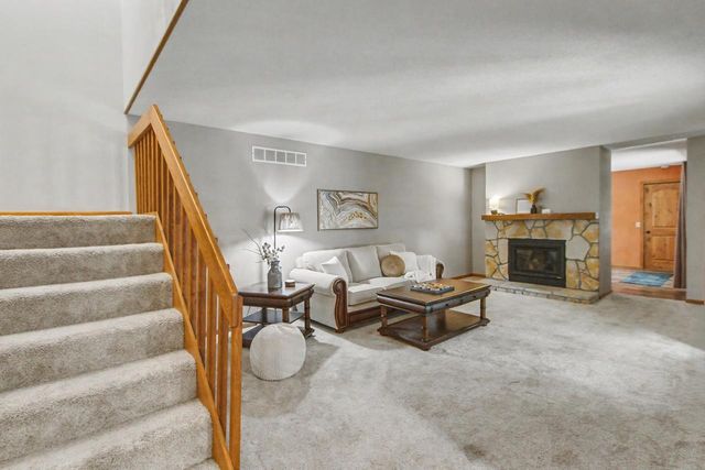 818 Saddle Ridge, Portage, WI 53901
