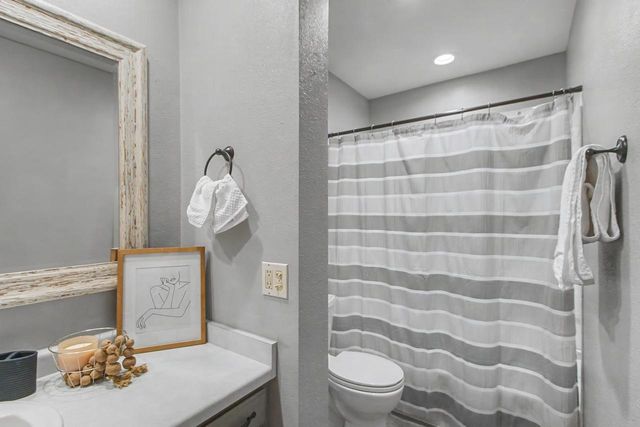818 Saddle Ridge, Portage, WI 53901