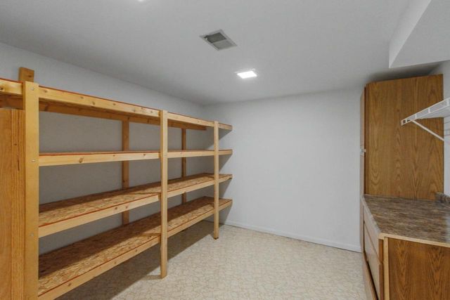 818 Saddle Ridge, Portage, WI 53901