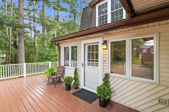 818 Saddle Ridge, Portage, WI 53901