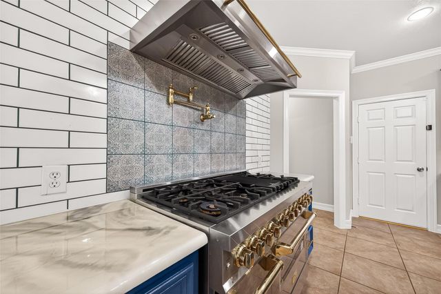 4219 Fisher Lake Drive, Richmond, TX 77406