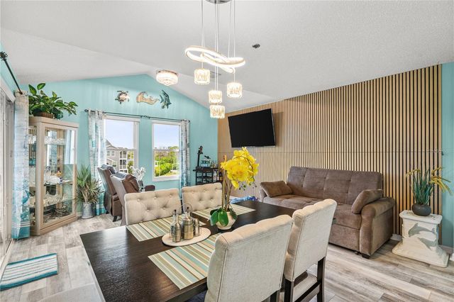 5722 BISCAYNE COURT 308, New Port Richey, FL 34652