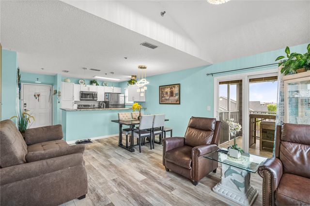 5722 BISCAYNE COURT 308, New Port Richey, FL 34652