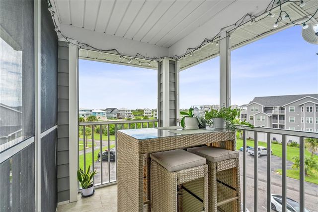 5722 BISCAYNE COURT 308, New Port Richey, FL 34652