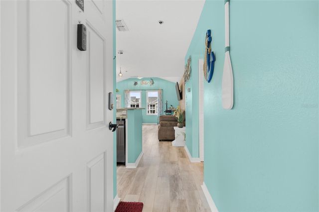 5722 BISCAYNE COURT 308, New Port Richey, FL 34652