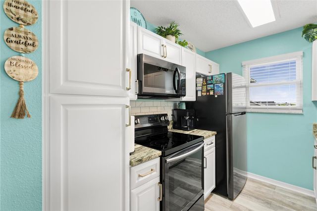 5722 BISCAYNE COURT 308, New Port Richey, FL 34652