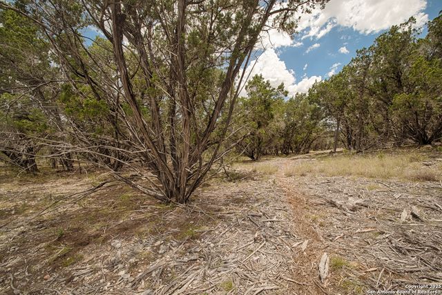 TBD English Crossing, Bandera, TX 78003