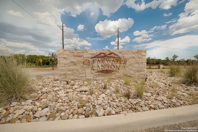 TBD English Crossing, Bandera, TX 78003