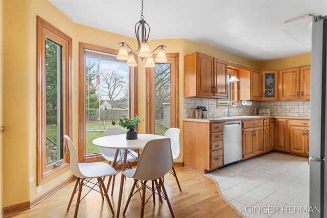 7708 Hazel Drive, Jenison, MI 49428