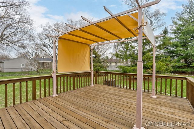 7708 Hazel Drive, Jenison, MI 49428