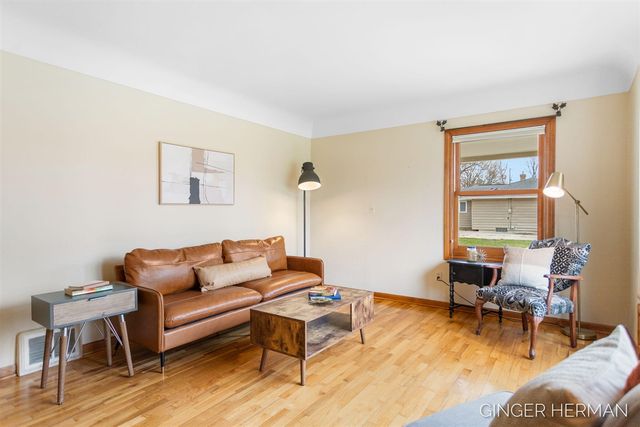 7708 Hazel Drive, Jenison, MI 49428