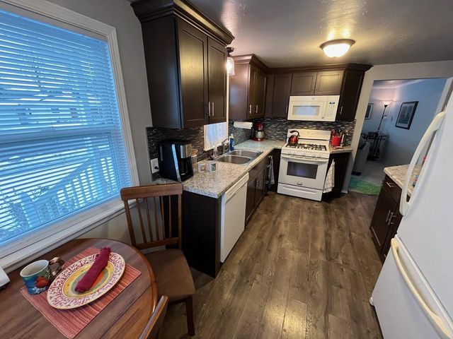 416 GRAY STREET, Green Bay, WI 54303