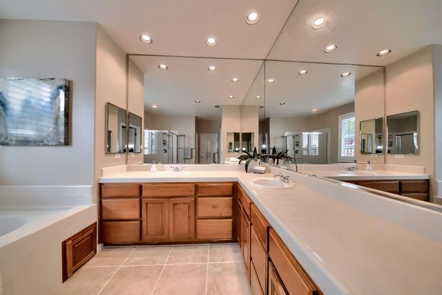 2445 Berryessa Ct, Tracy, CA 95304