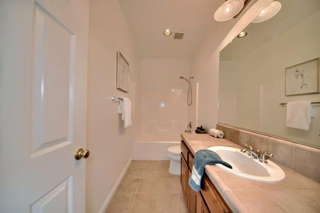 2445 Berryessa Ct, Tracy, CA 95304