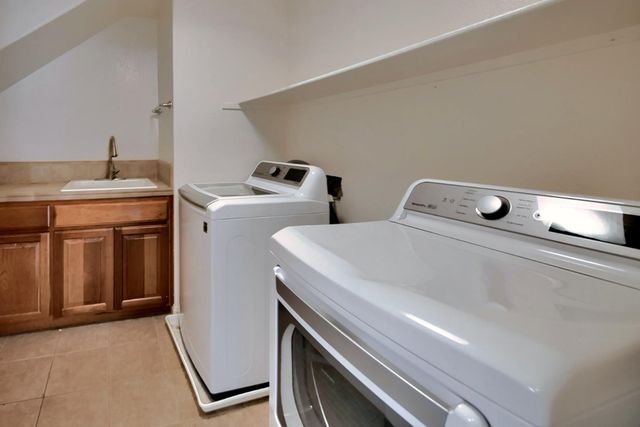 2445 Berryessa Ct, Tracy, CA 95304