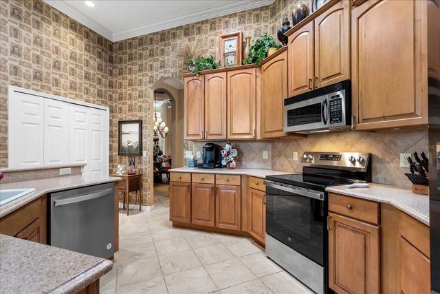 131 ALEXANDRIA PLACE DRIVE, Apopka, FL 32712