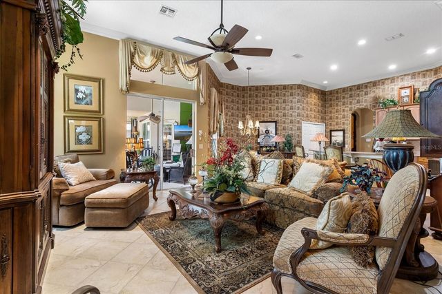 131 ALEXANDRIA PLACE DRIVE, Apopka, FL 32712