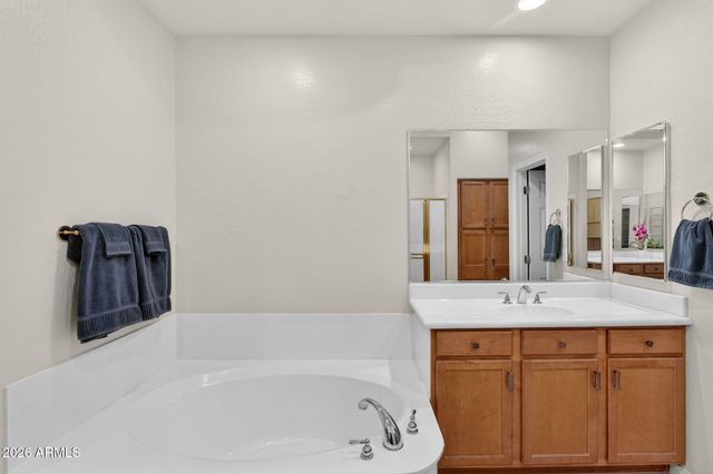 7445 E EAGLE CREST Drive 1004, Mesa, AZ 85207