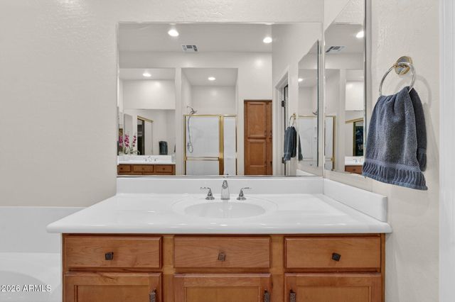 7445 E EAGLE CREST Drive 1004, Mesa, AZ 85207