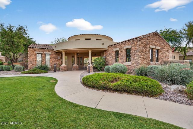7445 E EAGLE CREST Drive 1004, Mesa, AZ 85207